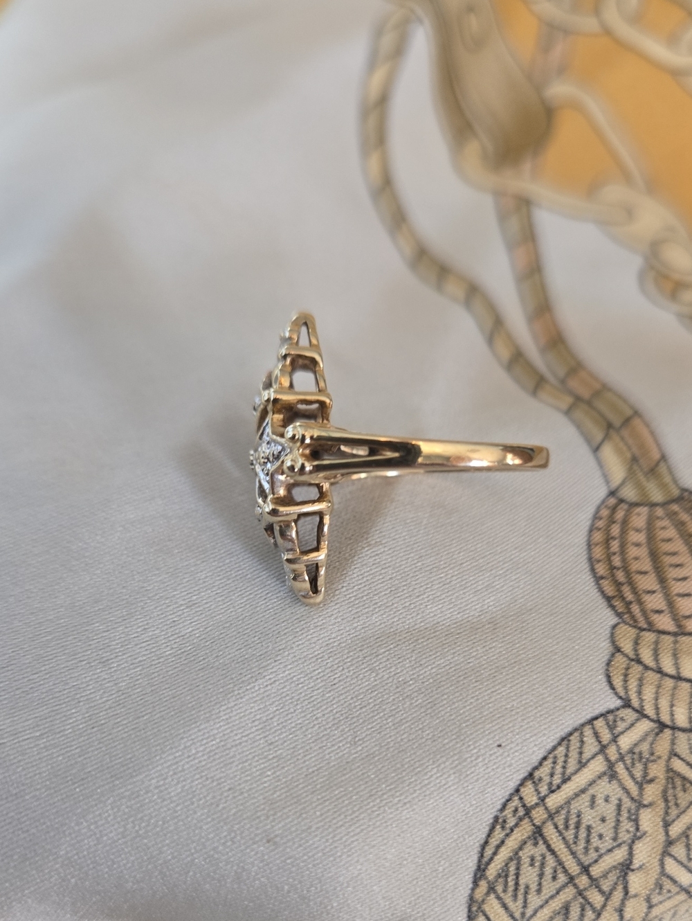 Midcentury, Art Deco look, Two Tone 10K Gold, Navette shape, Cross Ring - Picture 6 of 10
